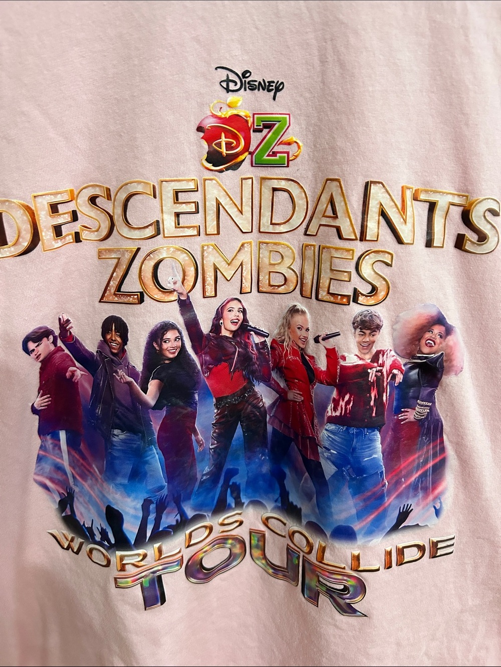 Disney Pink Descendants Zombies "Worlds Collide" Tour Tee Youth S - Picture 3 of 5